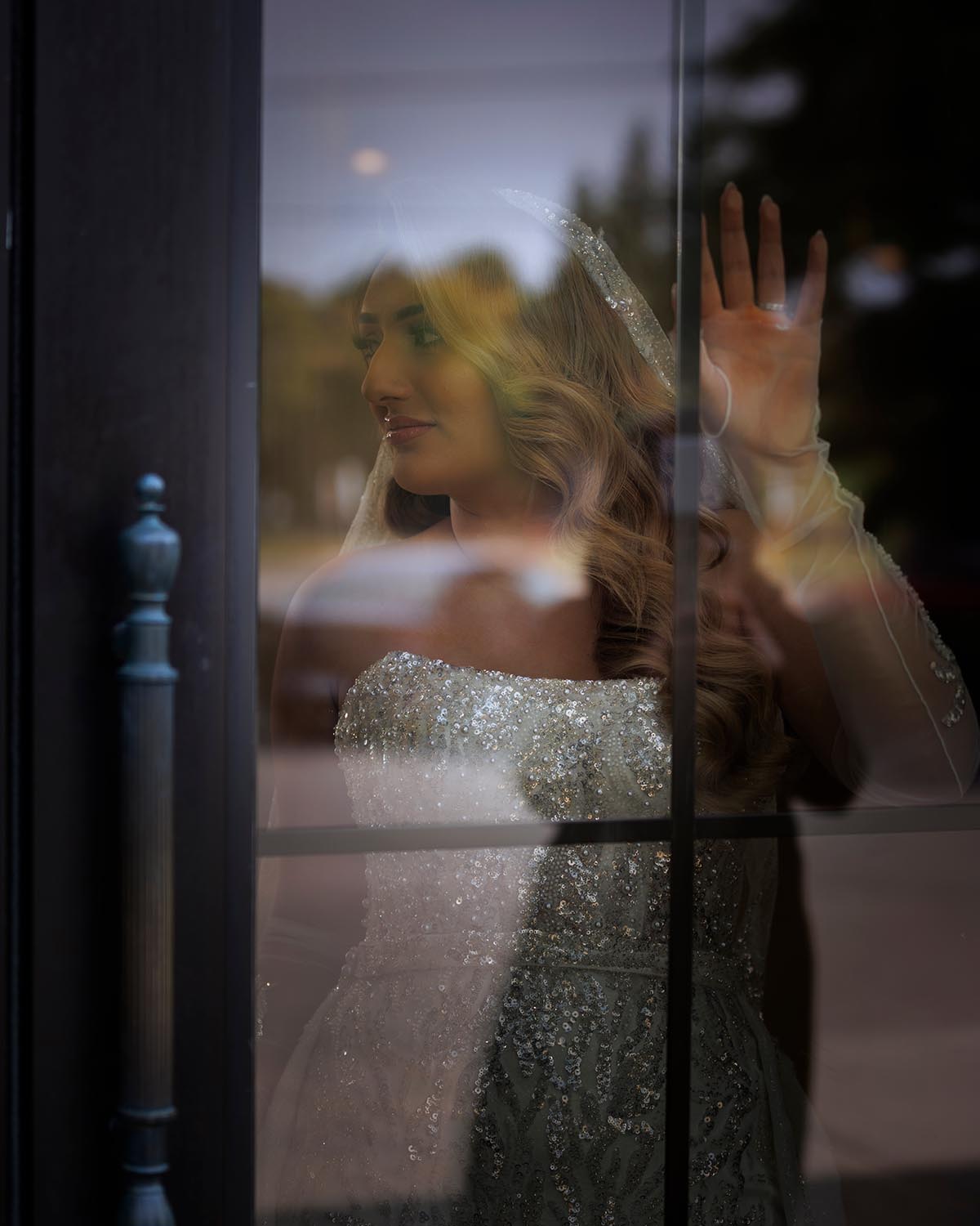 Elegant Toronto wedding portrait of a bride and groom on their special day