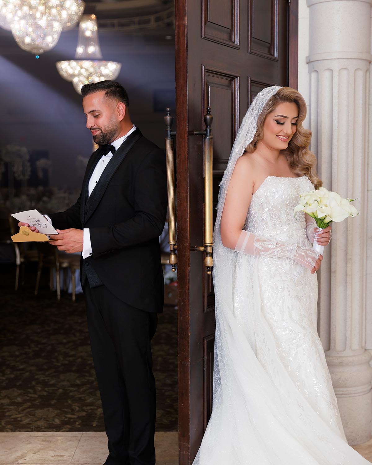 Elegant Toronto wedding portrait of a bride and groom on their special day