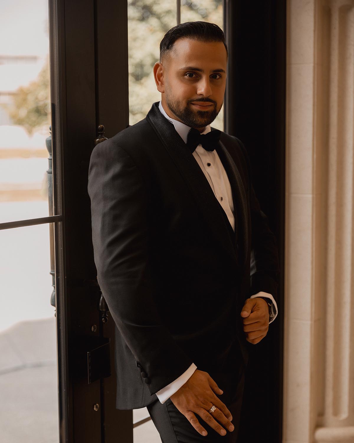 Elegant Toronto wedding portrait of a bride and groom on their special day